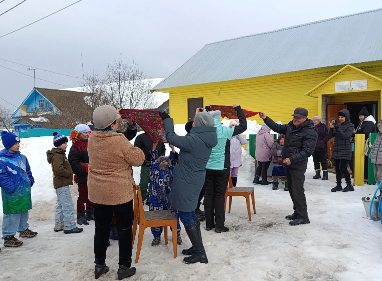 Матада кышны озаттылар