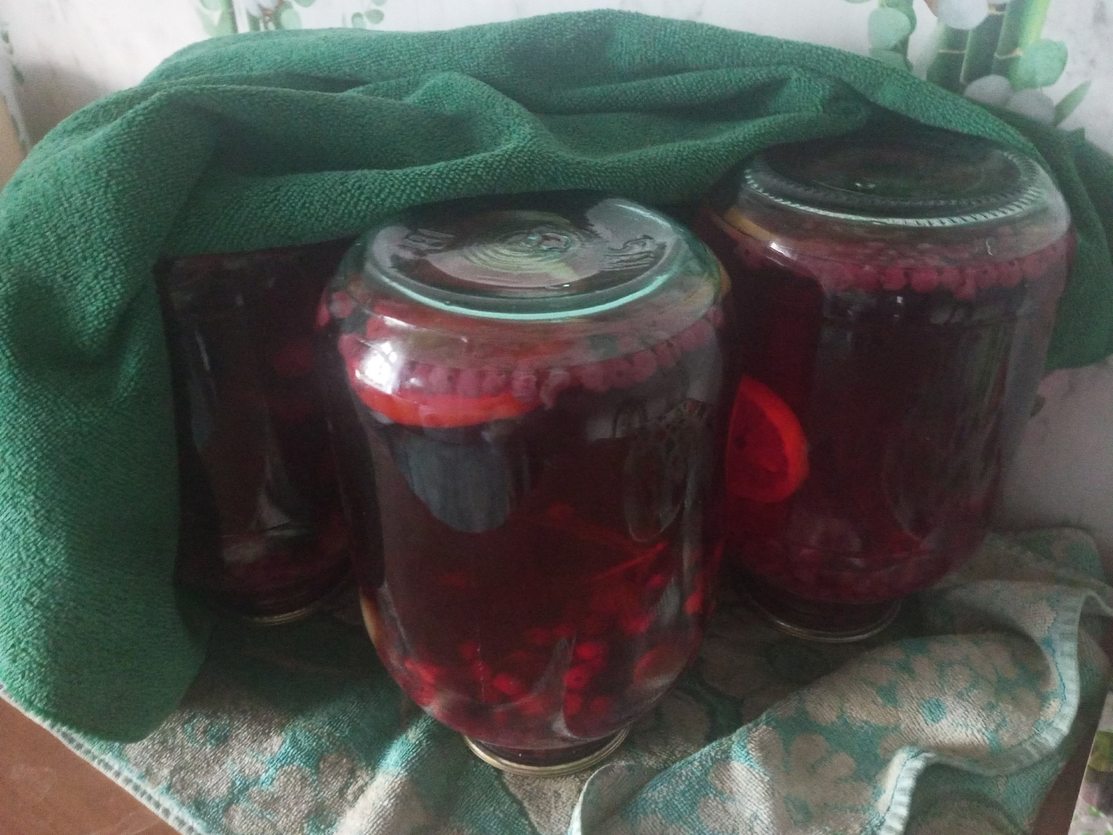 Сколько можно хранить домашние заготовки? Сроки годности и правила хранения