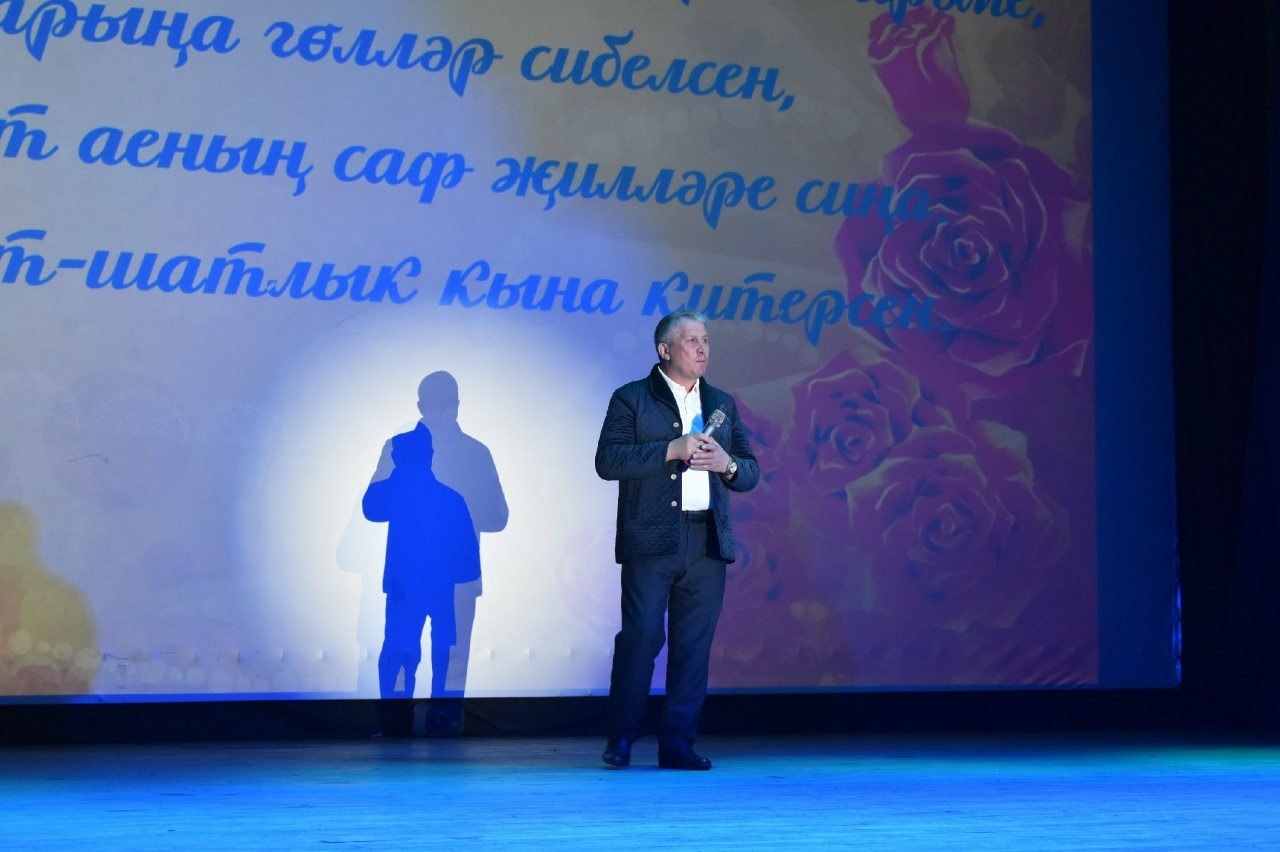 Бар хөрмәт - Балтачның батыр улларына һәм гүзәл затларына