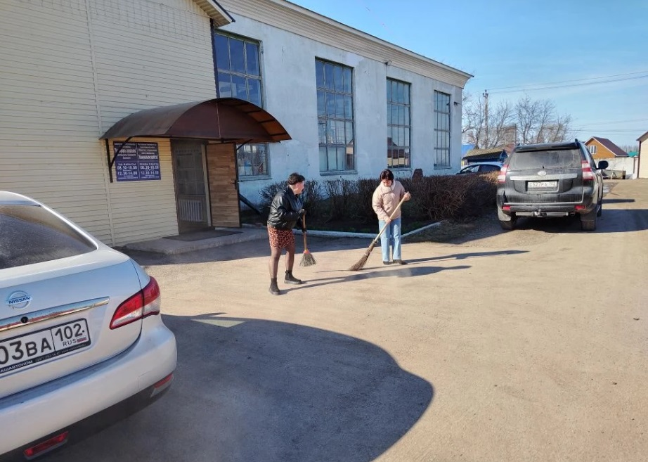 Сотрудники ООО «Балтачевское коммунальное хозяйство»  вышли на субботник