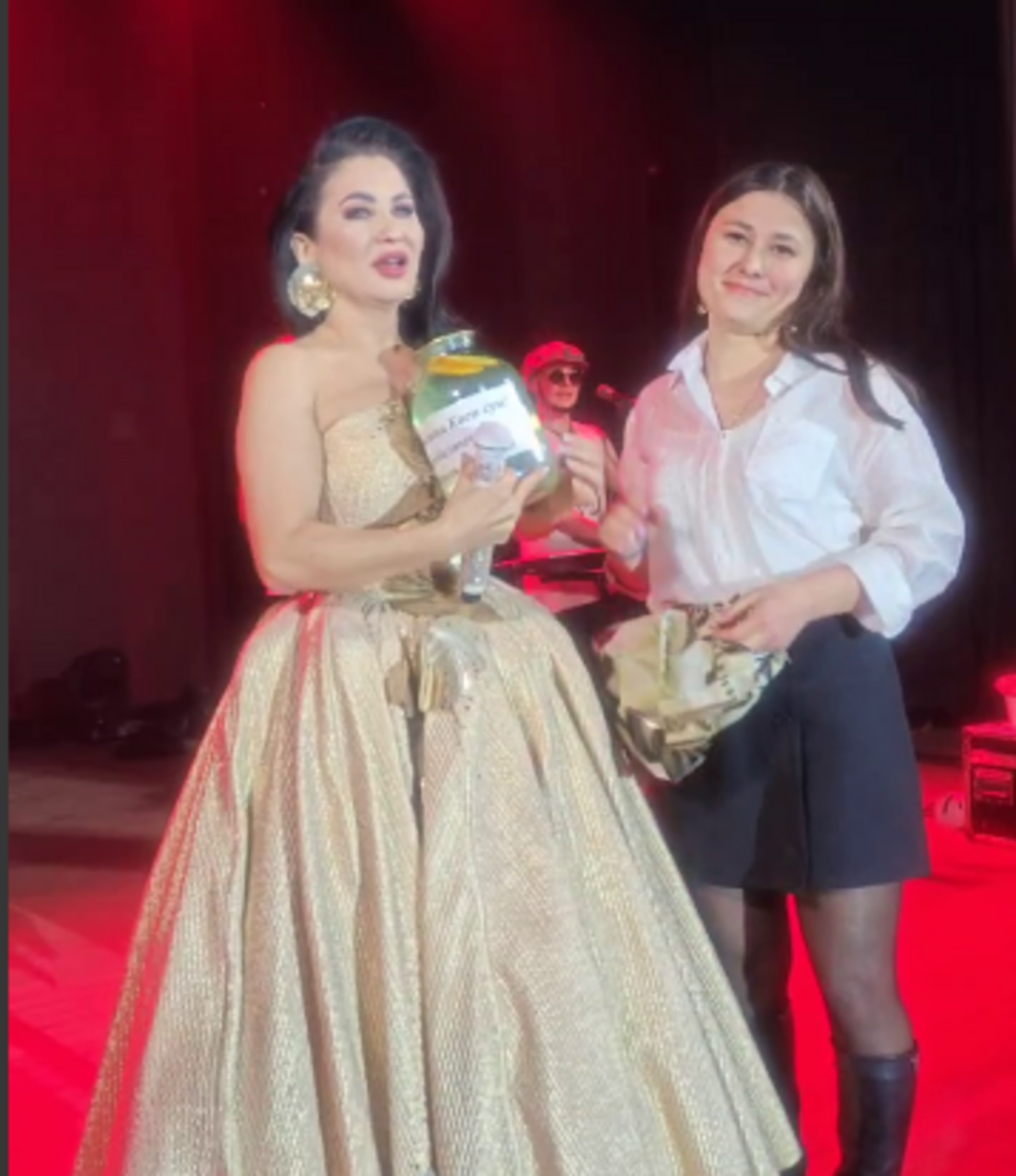 Илсөя Бәдретдинова: “Киләсе елга мин сиңа банкасын алып килермен...”