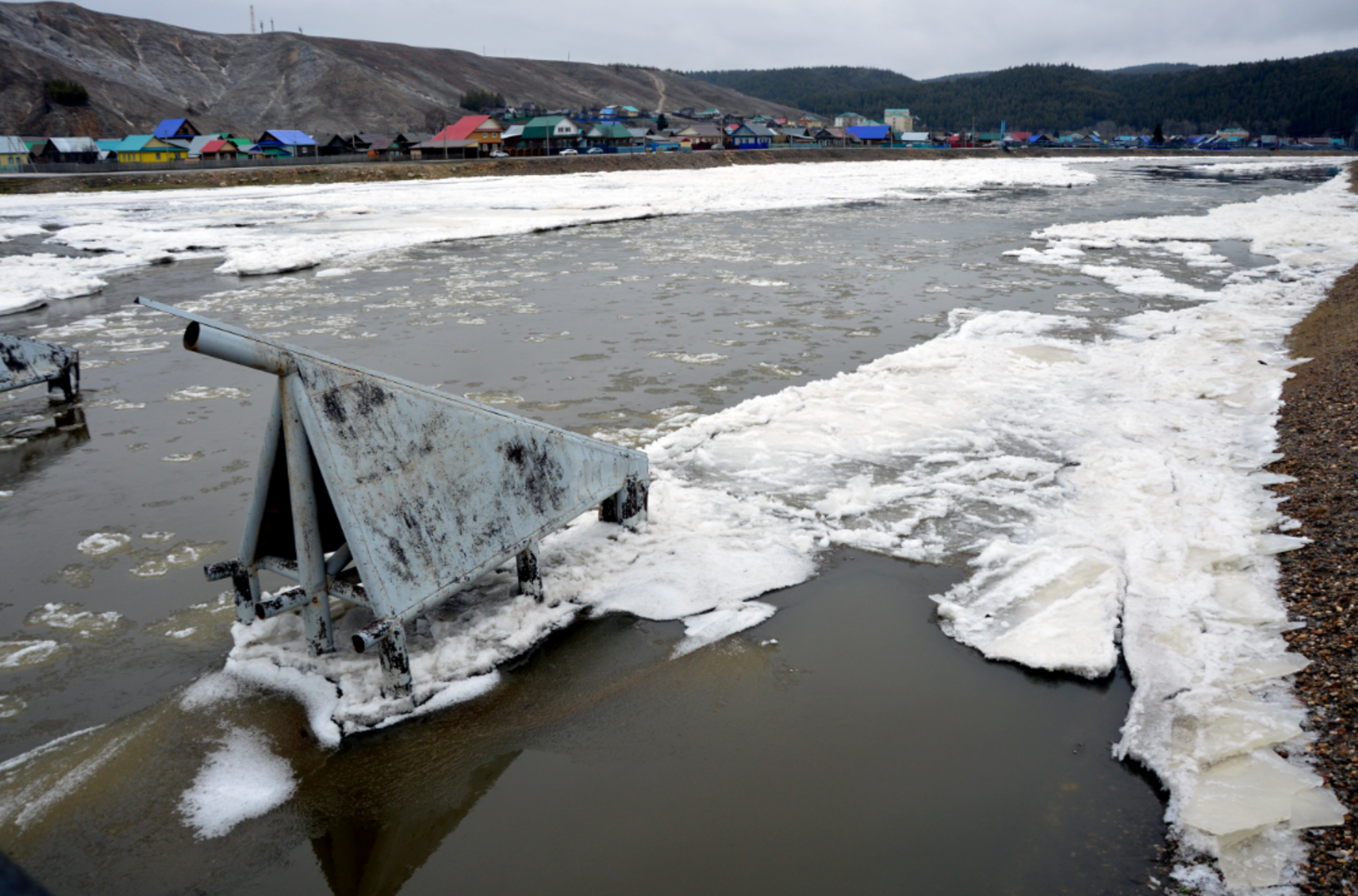 Гороскоп на 21 марта 2026: 4 знакам зодиака нужно быть начеку в этот день