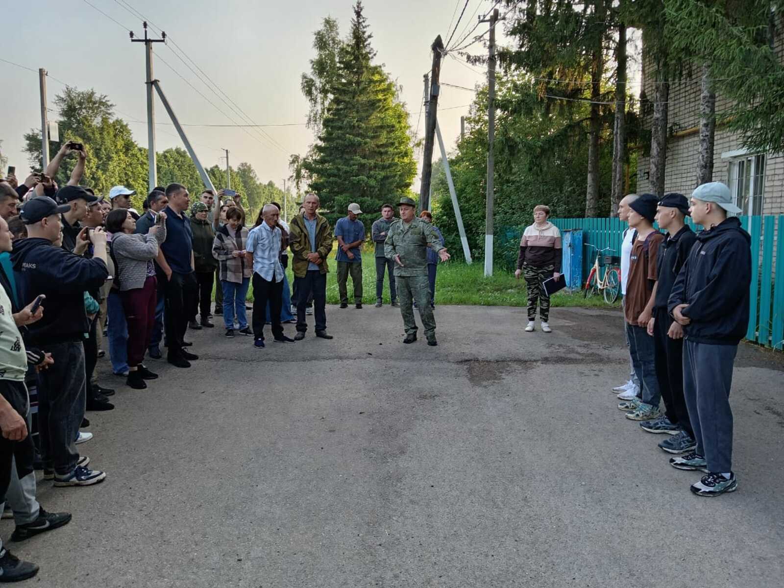 Ил сагына баралар