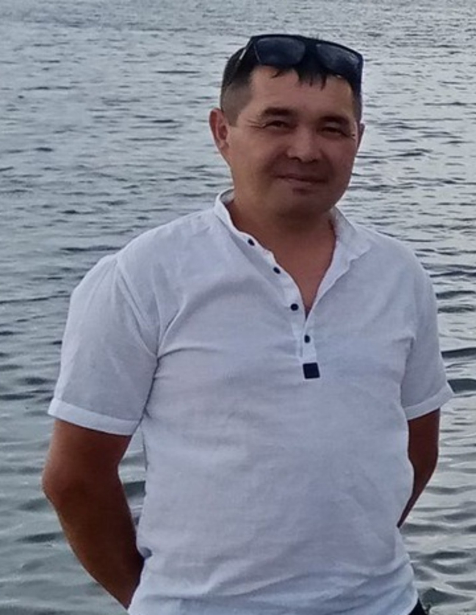 В Башкирии прохожий спас человека из горящей машины