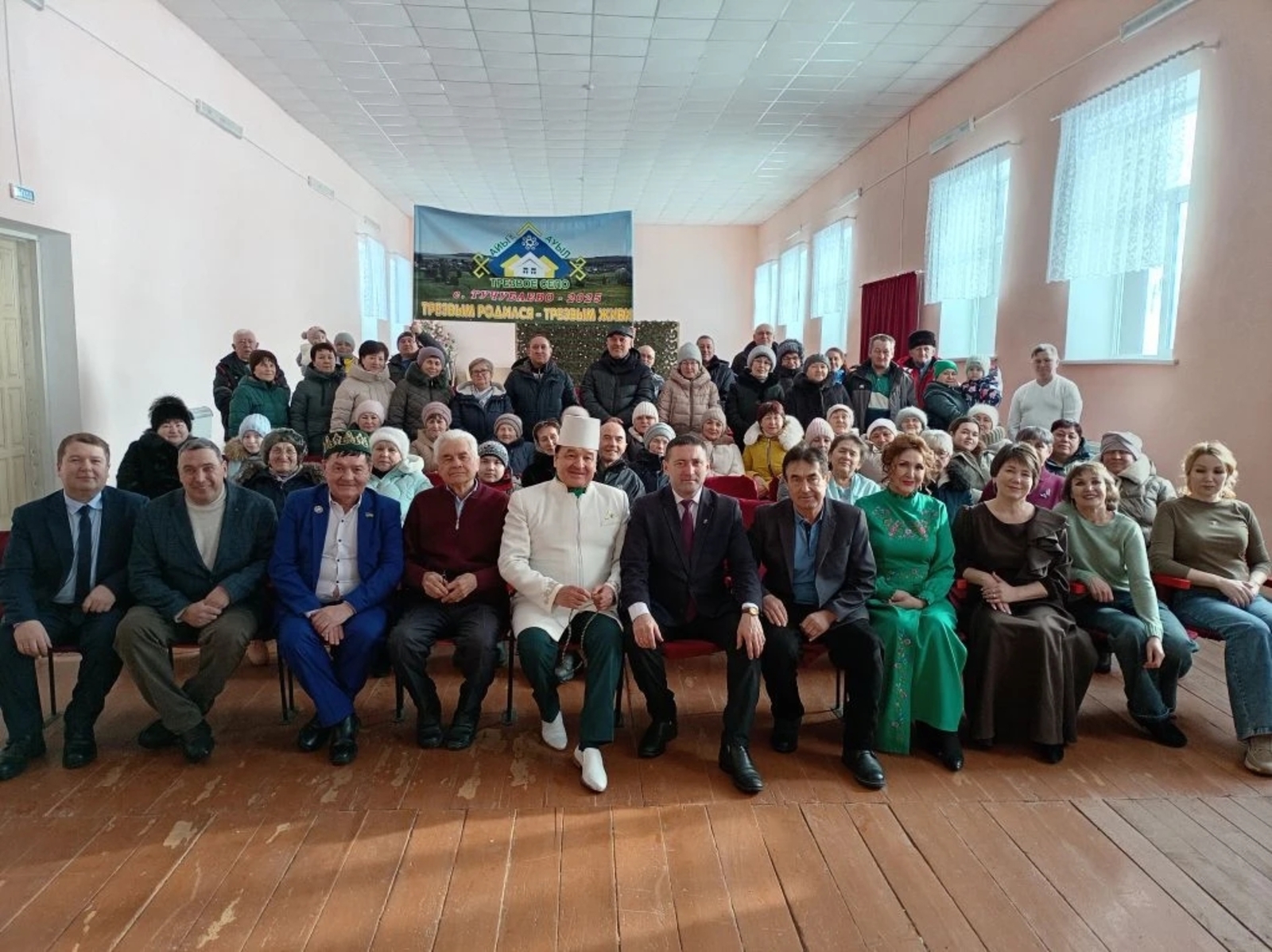 Сәхнә йолдызлары Тучыбай авылына җыелды