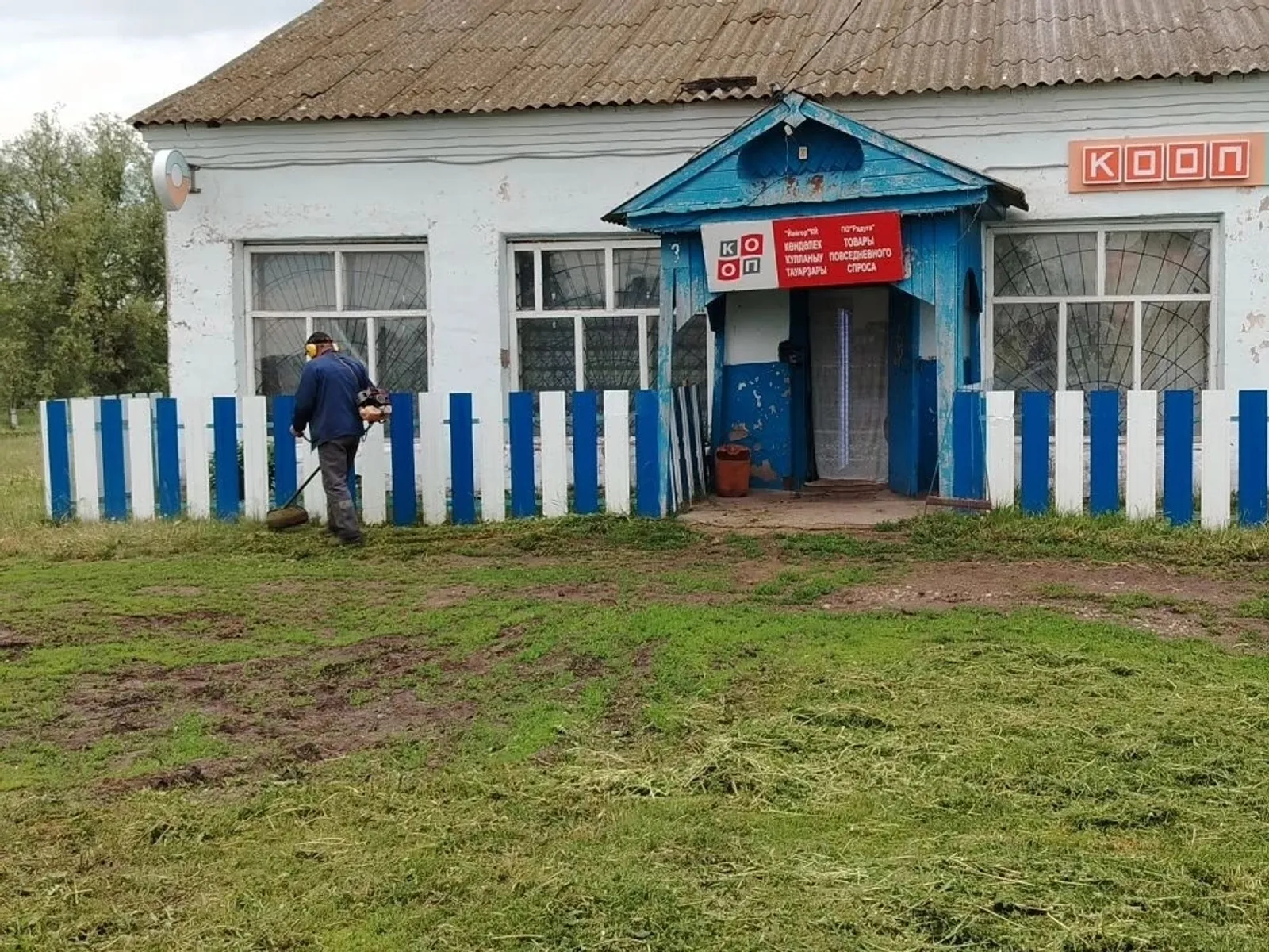 Жители Богдановского сельского поселения активно участвуют в субботниках
