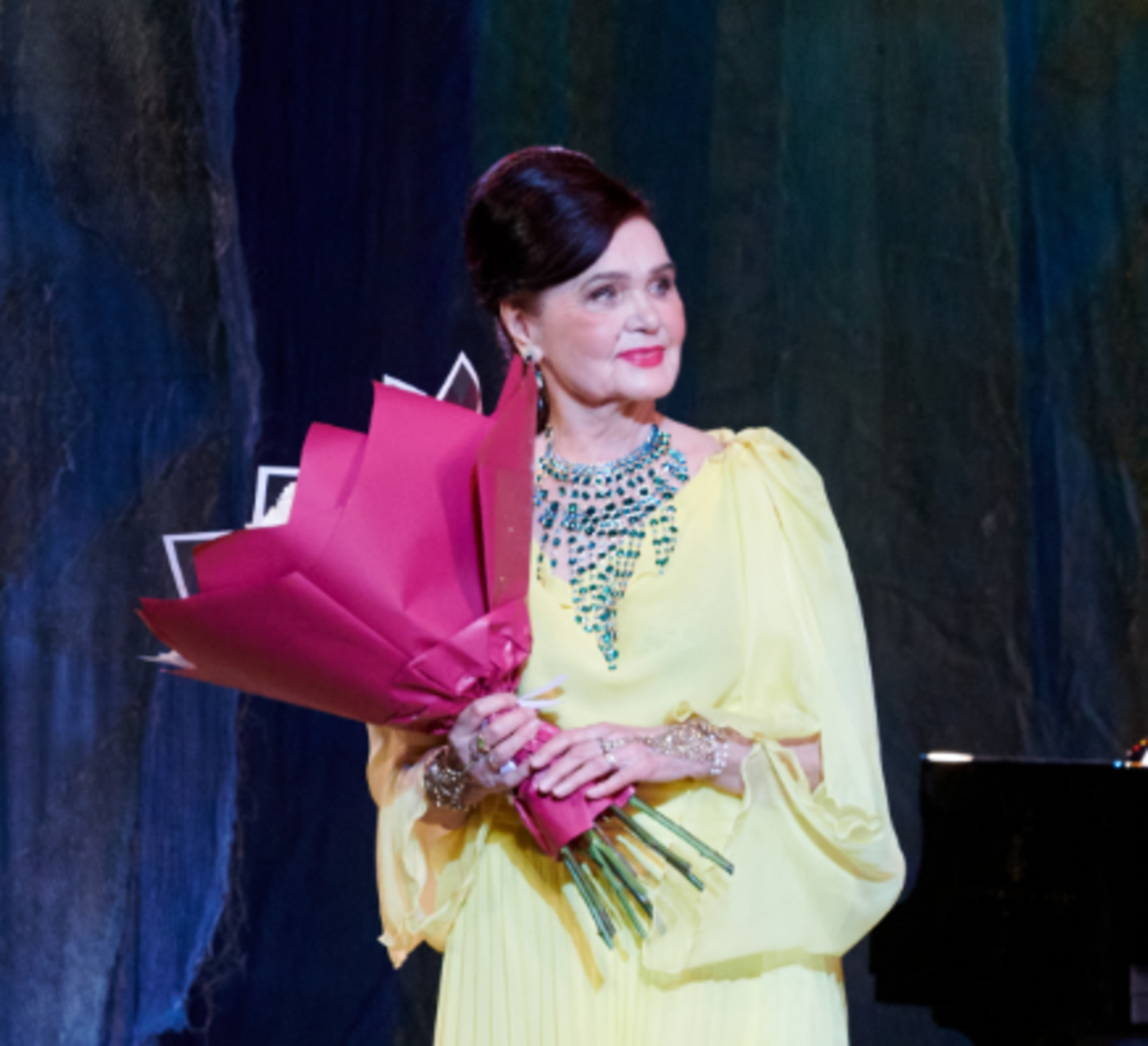 Матур җырлар -күңел таләбе