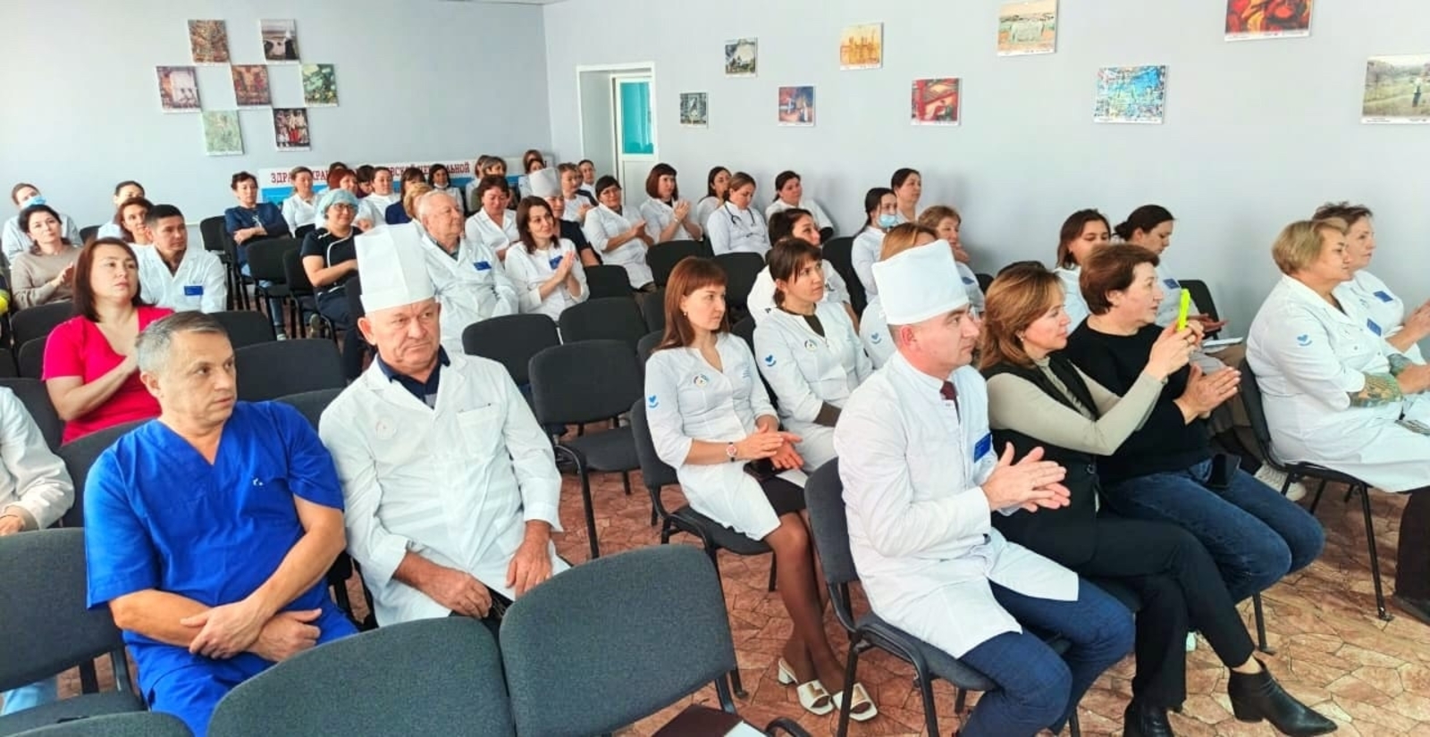 Оператив киңәшмәдә тәбрикләделәр