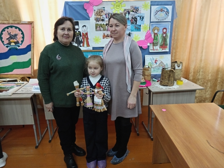 Фестиваль «В семье единой узоры родной страны» в Старобалтачевской средней школе