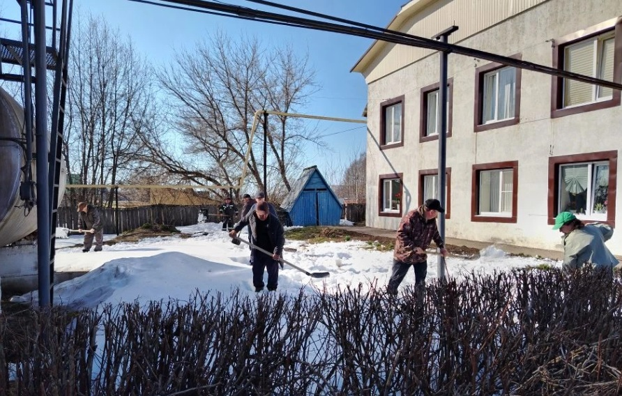 Сотрудники ООО «Балтачевское коммунальное хозяйство»  вышли на субботник