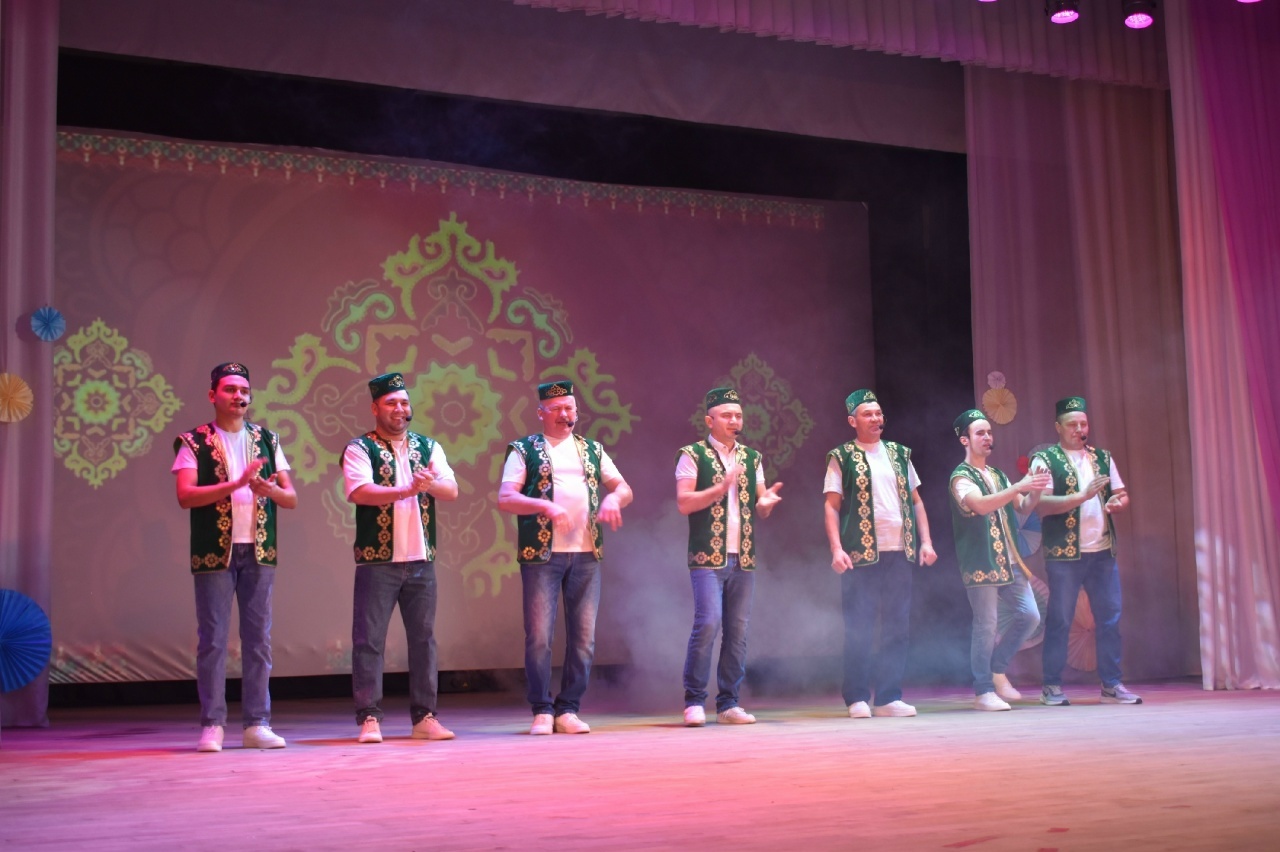 Бар хөрмәт - Балтачның батыр улларына һәм гүзәл затларына