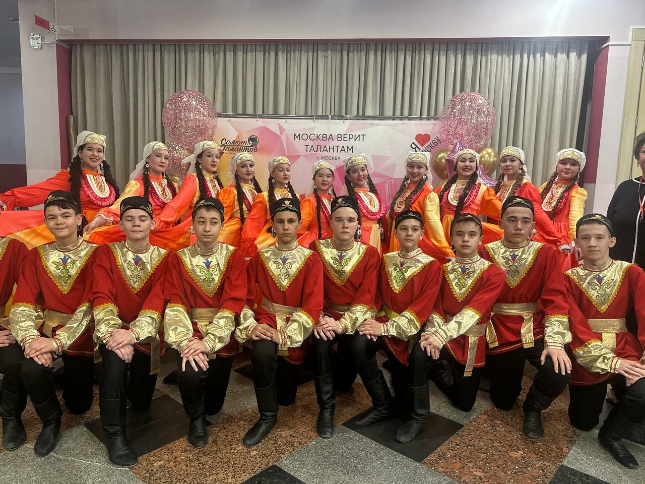 “Зөлфия” Мәскәүне яулады: Балтач биючеләре халыкара сәхнәдә җиңү яулады!