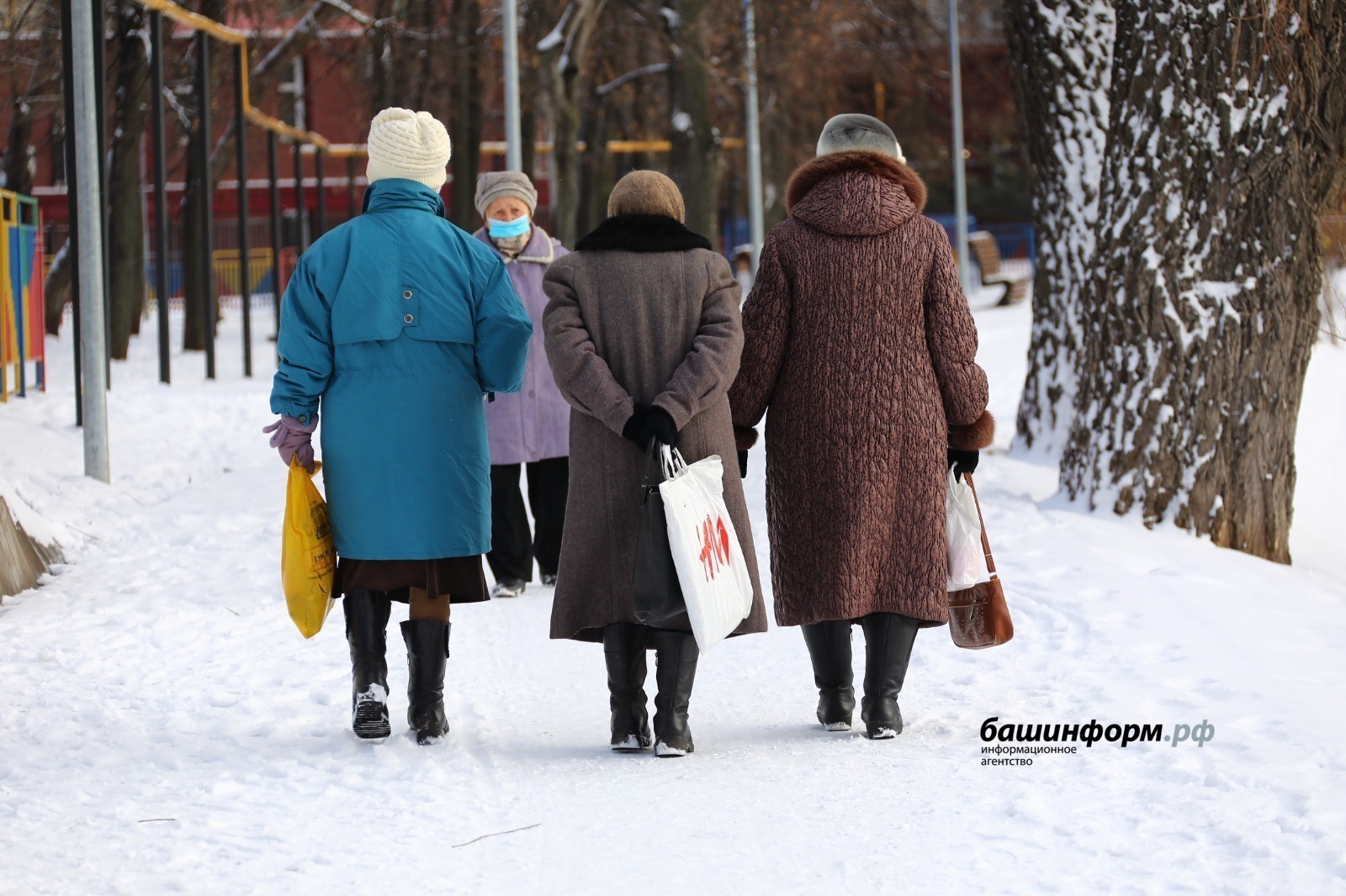 Социальные пенсии проиндексируют с 1 апреля автоматически
