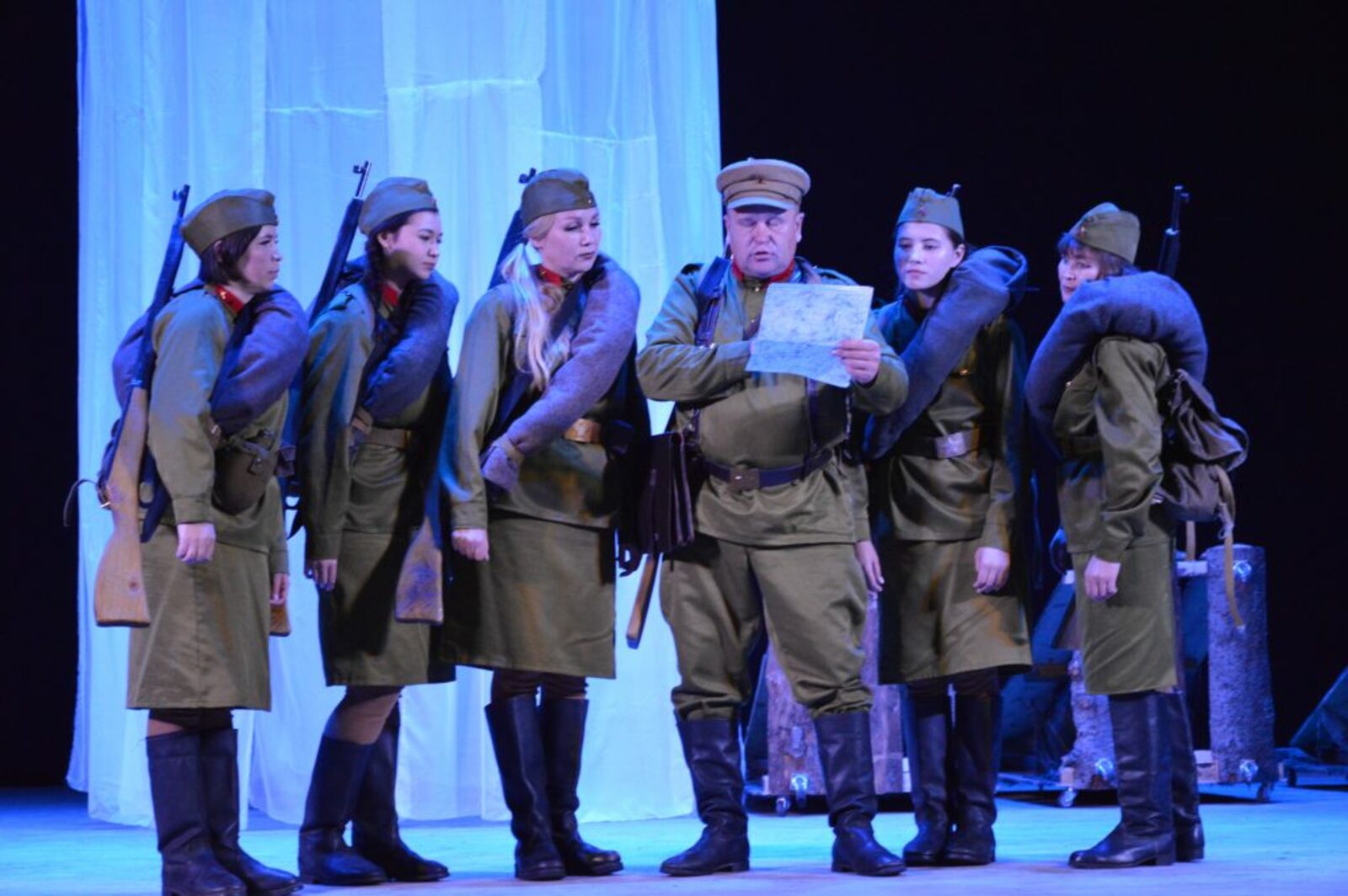 «Театраль рампа» республика һәвәскәр театрлар фестивалендә җиңү